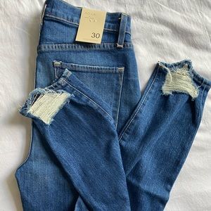 NWT Alice + Olivia High Rise Ankle Skinny
